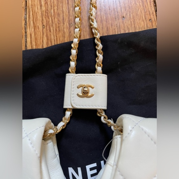 Chanel Two Large Side Packs, Runway 2019 - Picture 3 of 10